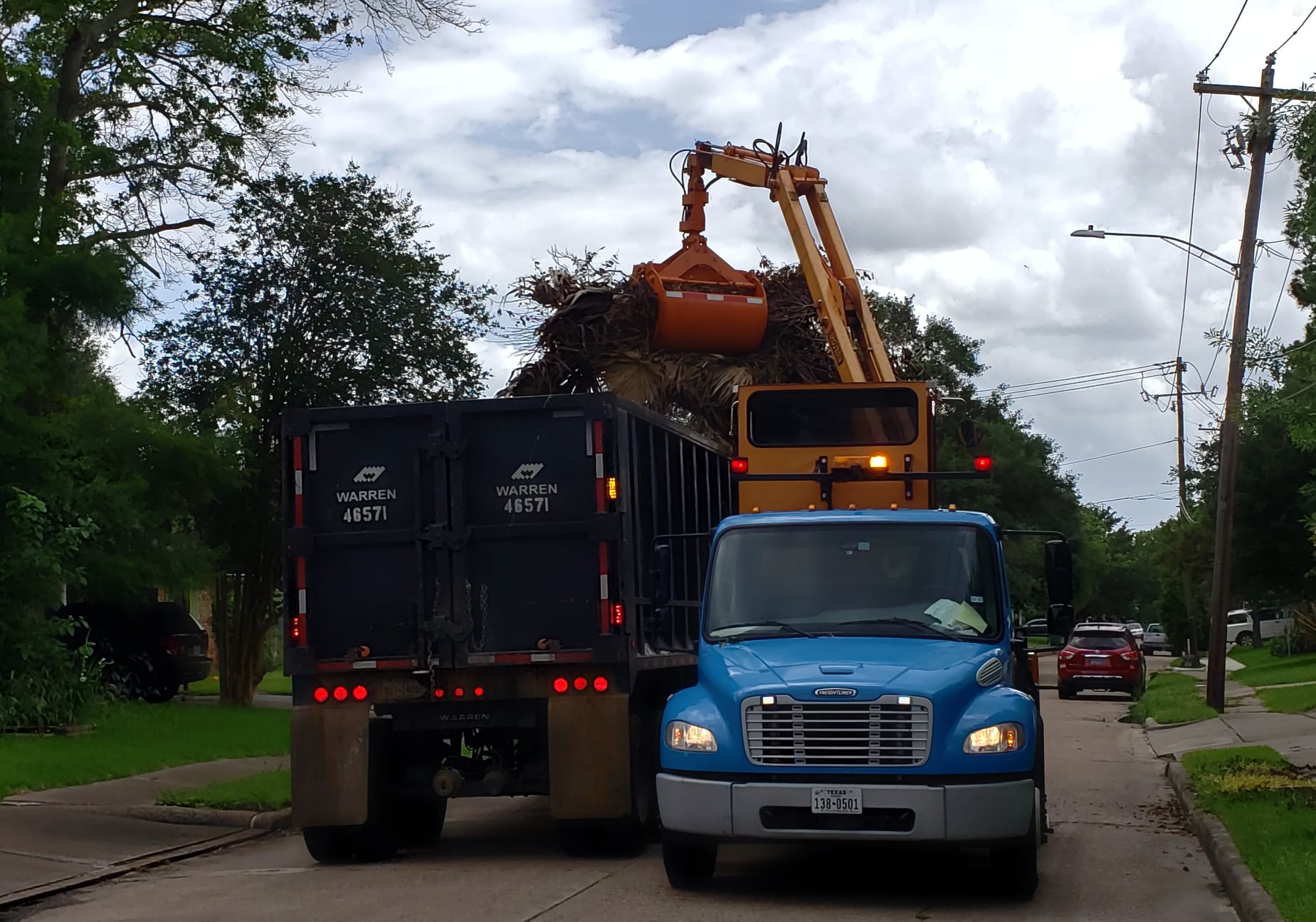 district-j-heavy-trash-tree-waste-pilot-program-sharpstown-civic